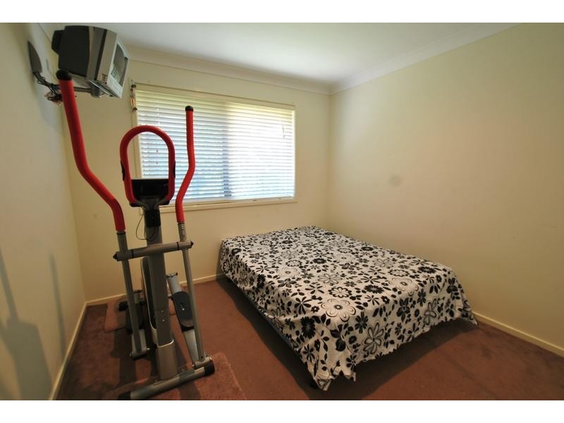 8 Gumview Place, Little Mountain QLD 4551