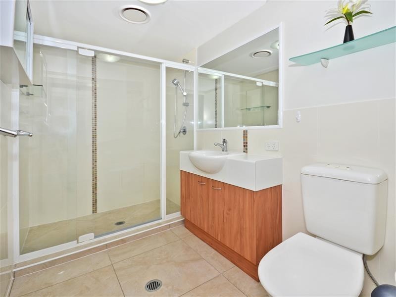 19/ 1 Harbourlights Way, Pelican Waters QLD 4551