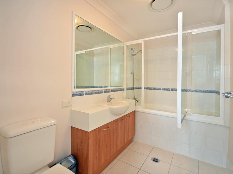 20/ 1 Harbourlights Way, Pelican Waters QLD 4551