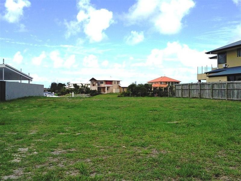 28 Harbourlights Way, Pelican Waters QLD 4551