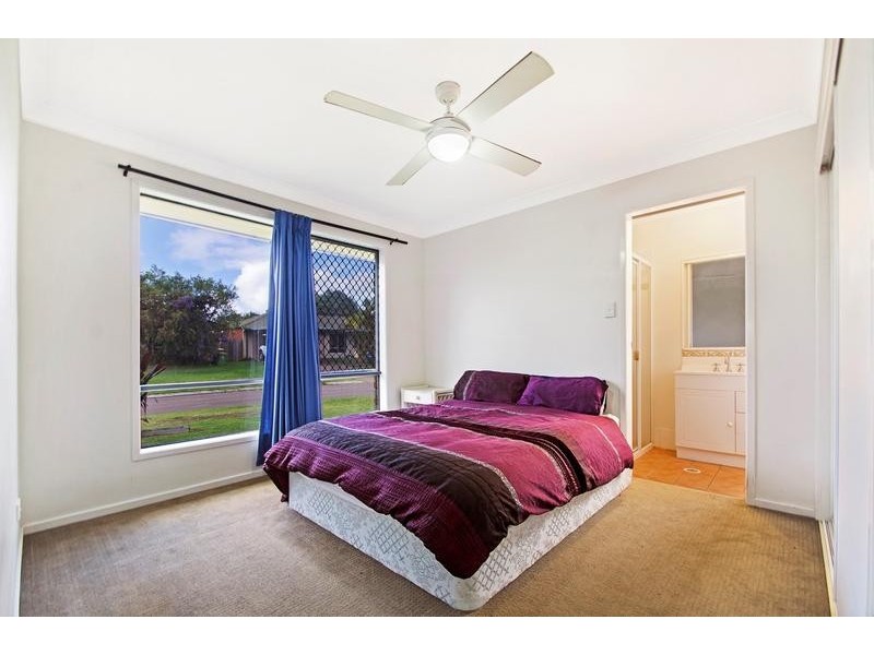 1 Heatherdale Court, Little Mountain QLD 4551
