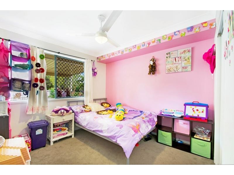 1 Heatherdale Court, Little Mountain QLD 4551