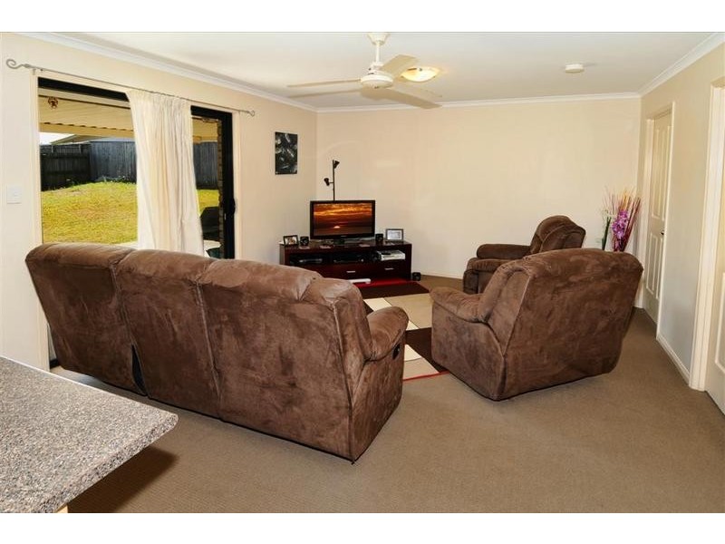 10 Heatherdale Court, Little Mountain QLD 4551