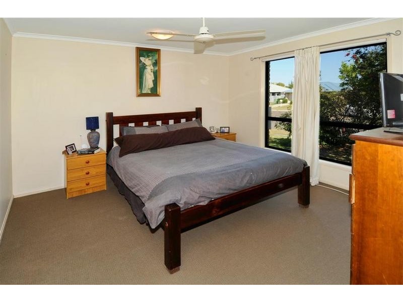 10 Heatherdale Court, Little Mountain QLD 4551