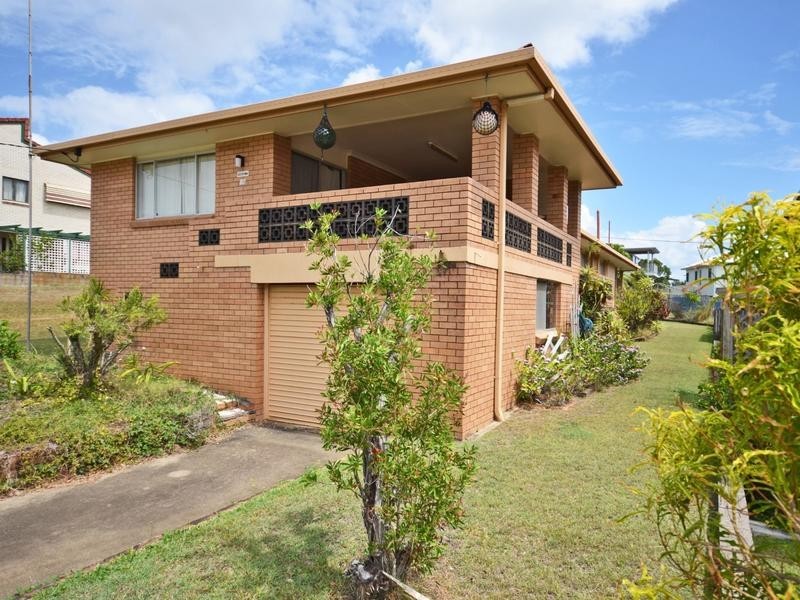 14 Henzell Street, Dicky Beach QLD 4551
