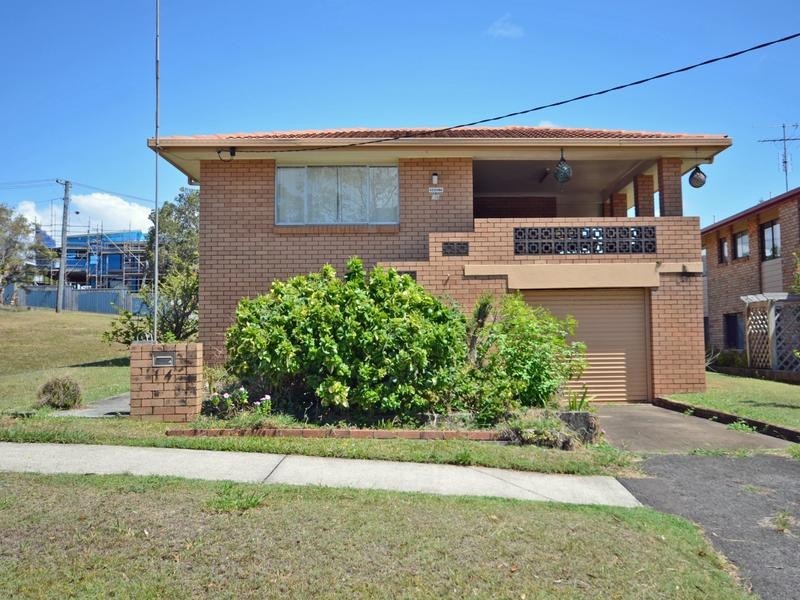 14 Henzell Street, Dicky Beach QLD 4551