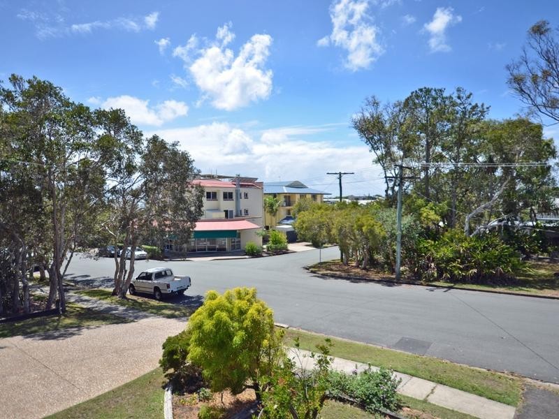 14 Henzell Street, Dicky Beach QLD 4551