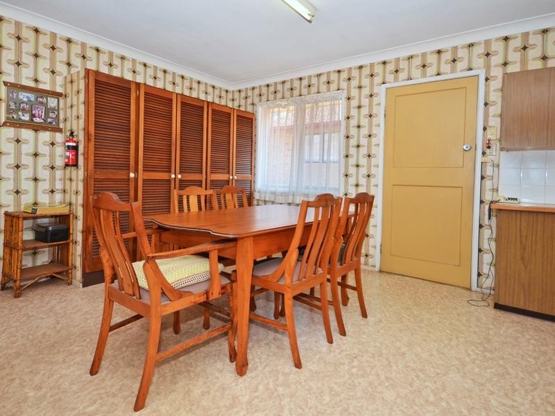 14 Henzell Street, Dicky Beach QLD 4551