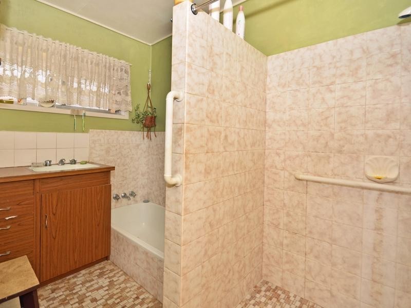 14 Henzell Street, Dicky Beach QLD 4551