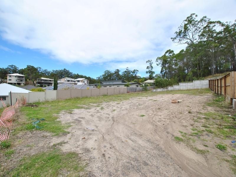 7 Highland Terrace, Little Mountain QLD 4551