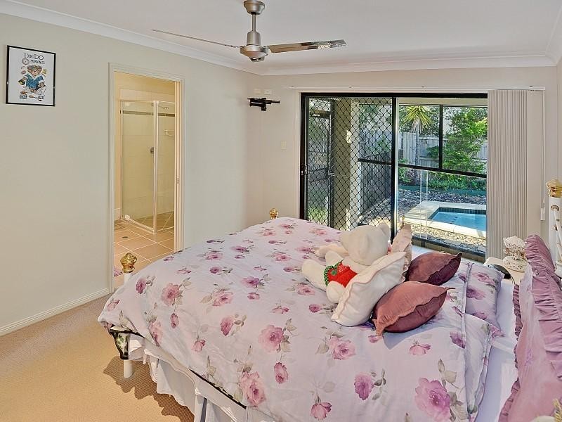 15 High Park Crescent, Little Mountain QLD 4551