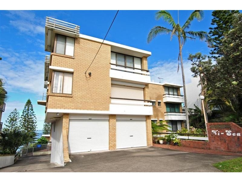 2/ 2 Burgess Street, Kings Beach QLD 4551