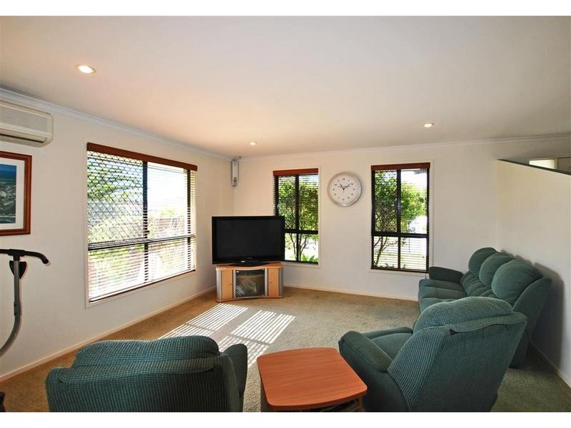 6 Holmes Street, Currimundi QLD 4551