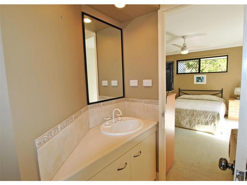 6 Holmes Street, Currimundi QLD 4551