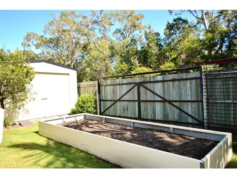 6 Holmes Street, Currimundi QLD 4551