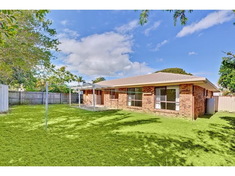 13 Honeysuckle Drive, Bokarina QLD 4575