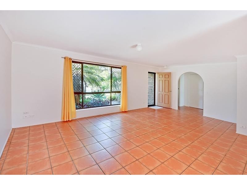 13 Honeysuckle Drive, Bokarina QLD 4575