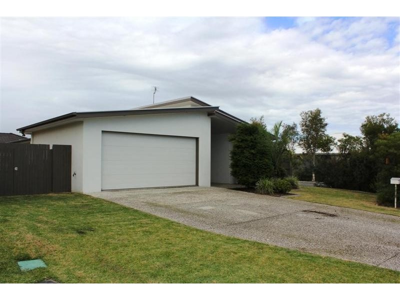 10 Howitt Street, Caloundra West QLD 4551