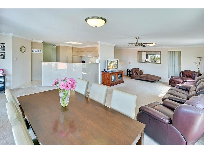 19 Ikara Street, Battery Hill QLD 4551