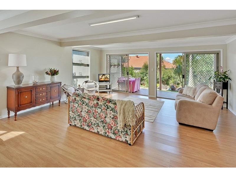 19 Ikara Street, Battery Hill QLD 4551