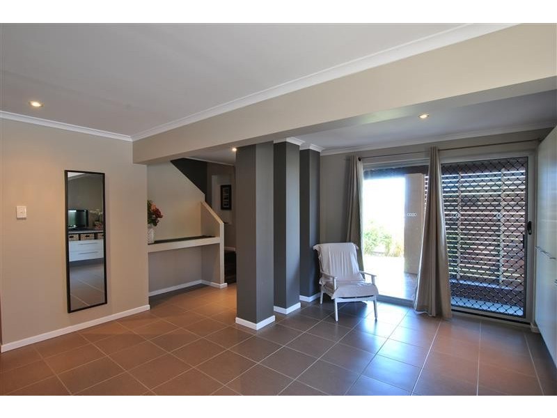 22 Ikara Street, Battery Hill QLD 4551