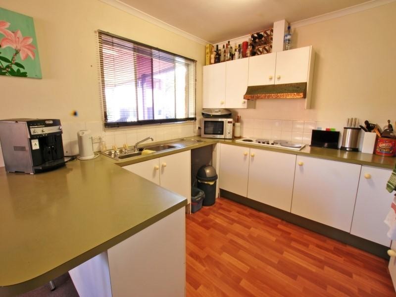 24 Ikara Street, Battery Hill QLD 4551