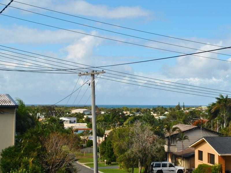 24 Ikara Street, Battery Hill QLD 4551