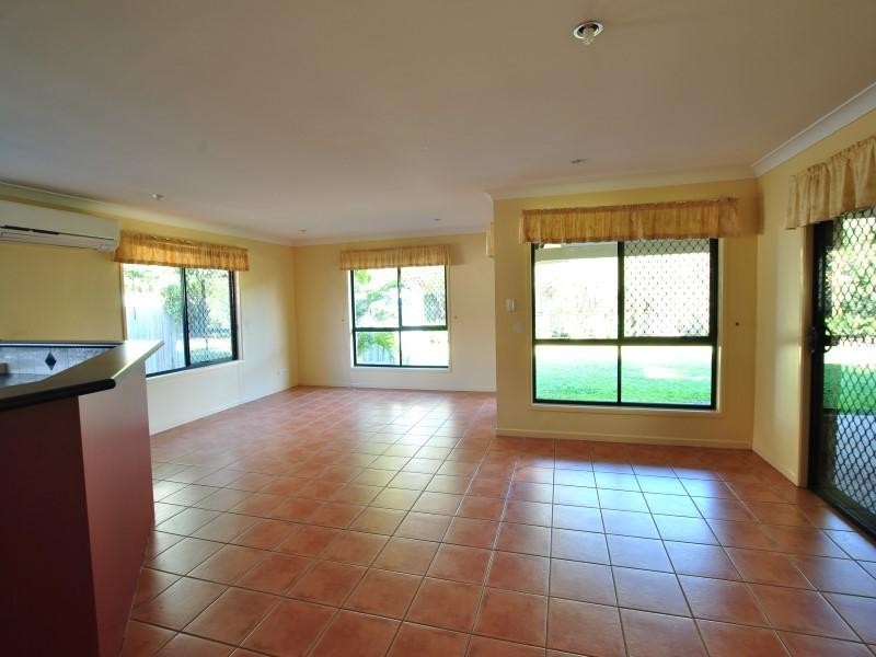 13 Investigator Place, Pelican Waters QLD 4551