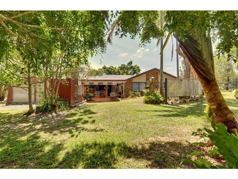2 Ironbark Road, Little Mountain QLD 4551