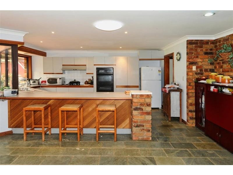 2 Ironbark Road, Little Mountain QLD 4551