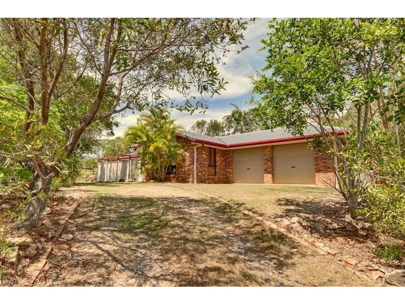 2 Ironbark Road, Little Mountain QLD 4551