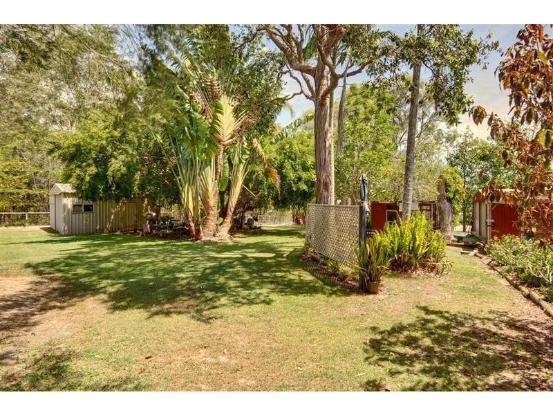 2 Ironbark Road, Little Mountain QLD 4551