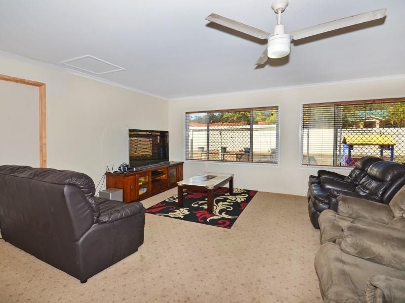 7 Ironbark Road, Little Mountain QLD 4551