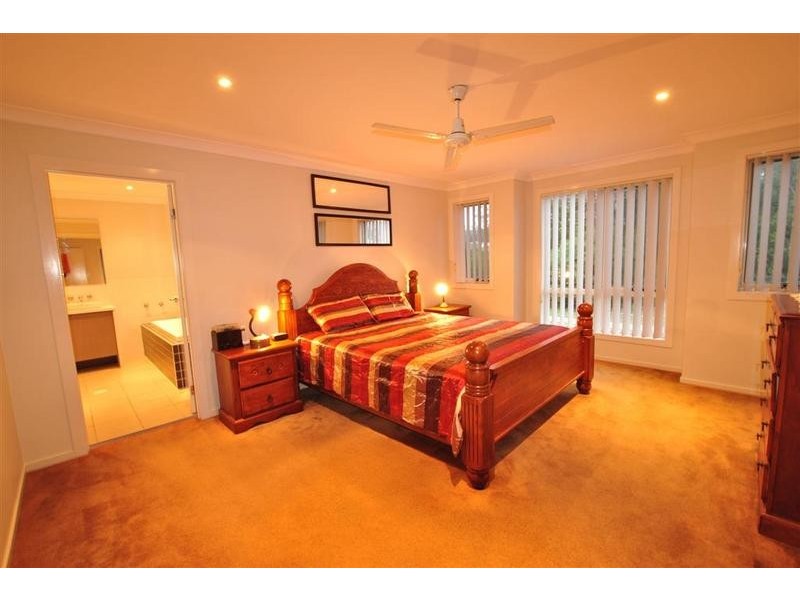 44 Ivadale Boulevard, Little Mountain QLD 4551