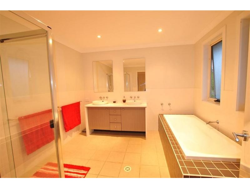 44 Ivadale Boulevard, Little Mountain QLD 4551