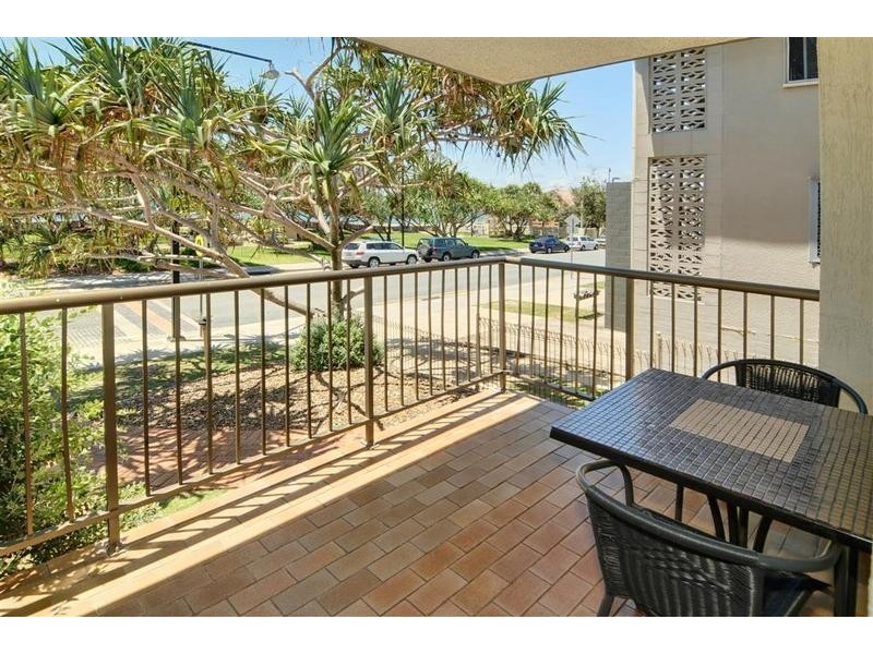 1/ 3 Ormonde Terrace, Kings Beach QLD 4551