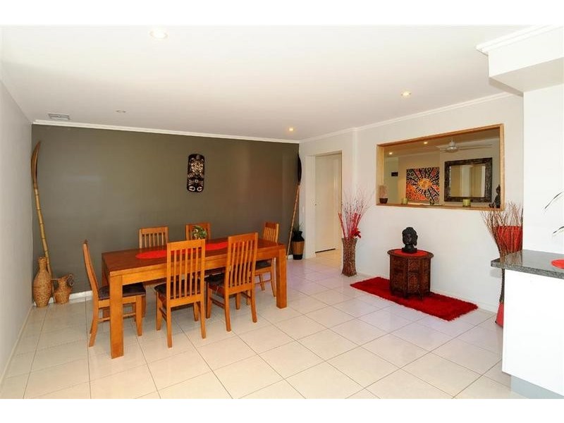 3 Jason Place, Little Mountain QLD 4551