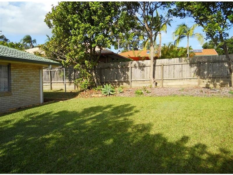 1 Jeffreys Court, Moffat Beach QLD 4551