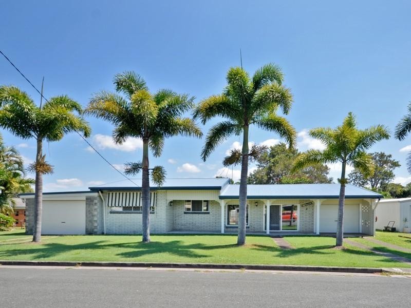 2 Jewel Street, Golden Beach QLD 4551
