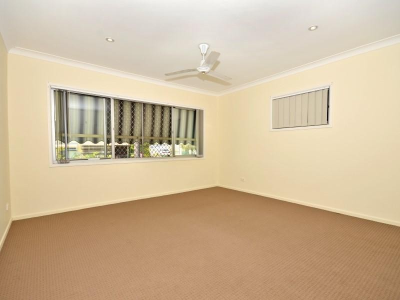 2 Jewel Street, Golden Beach QLD 4551