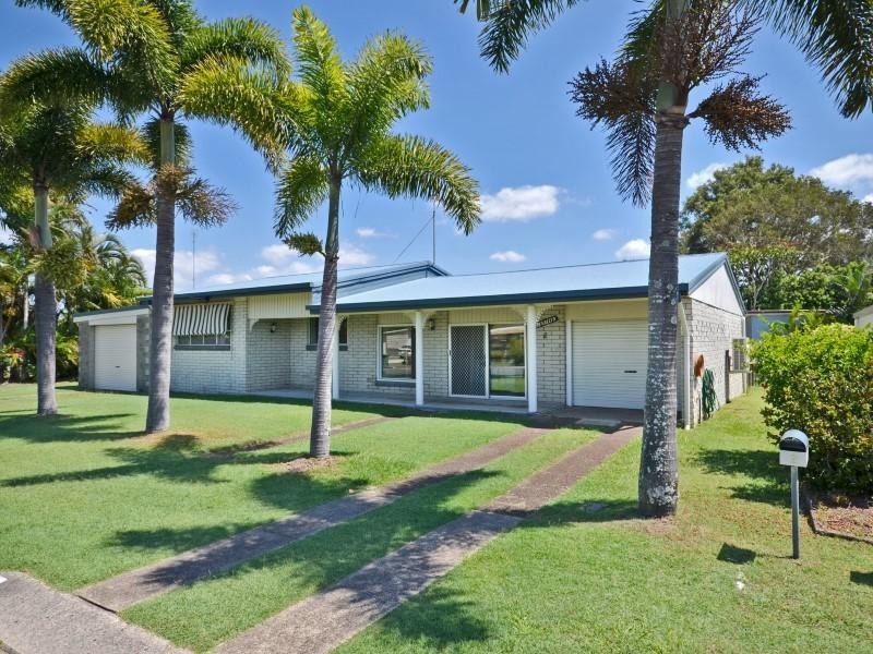 2 Jewel Street, Golden Beach QLD 4551