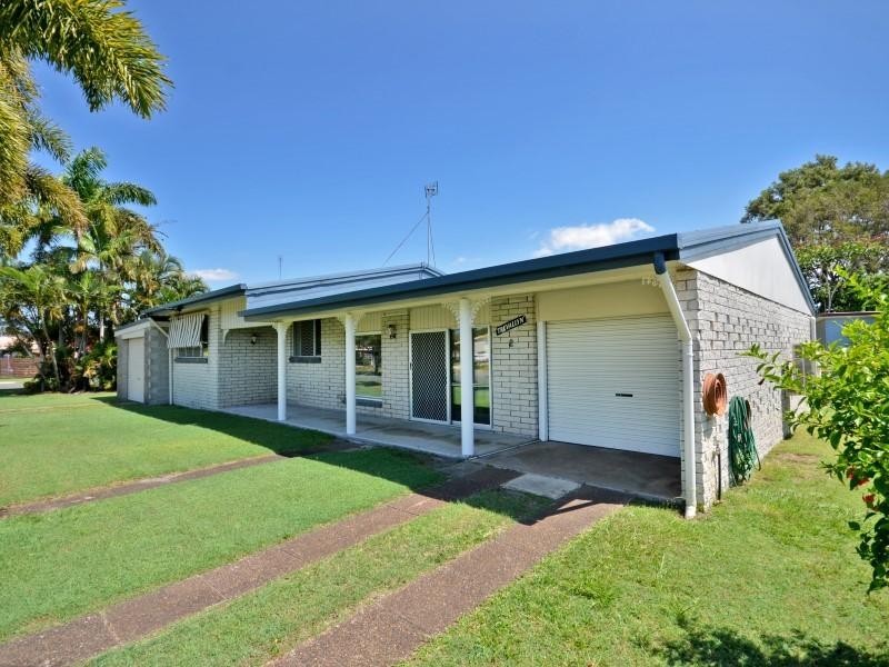 2 Jewel Street, Golden Beach QLD 4551