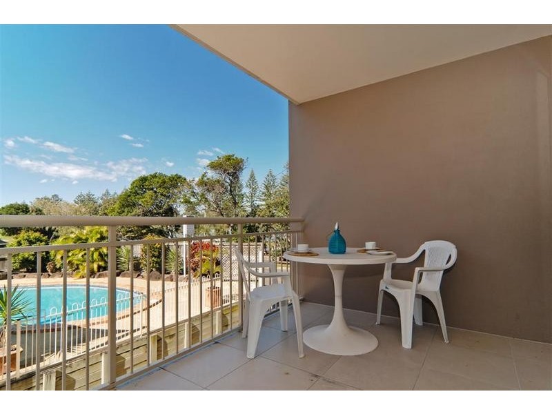 102/ 15 Bulcock Beach Esplanade, Caloundra QLD 4551