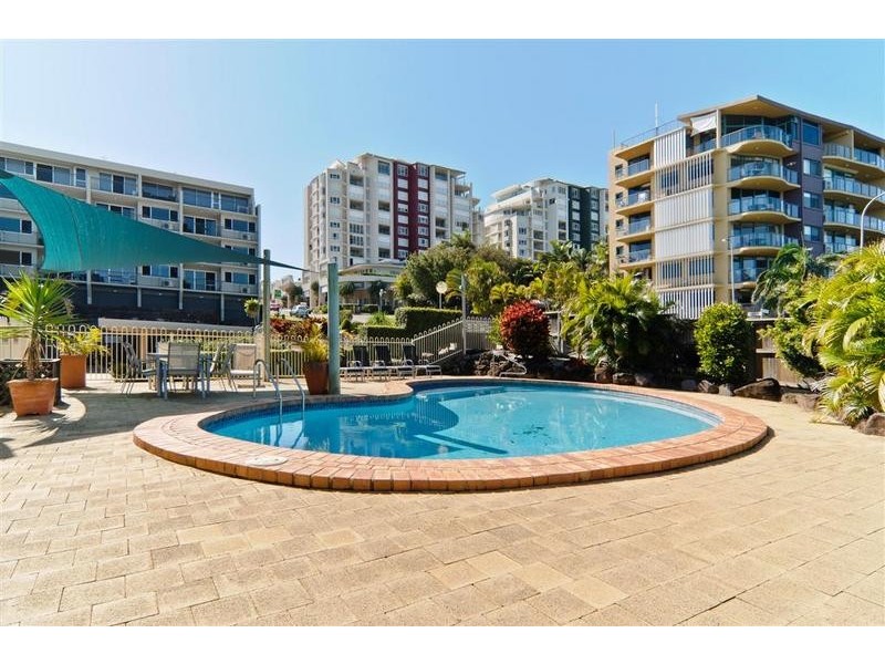 102/ 15 Bulcock Beach Esplanade, Caloundra QLD 4551