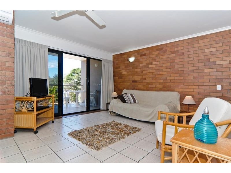 102/ 15 Bulcock Beach Esplanade, Caloundra QLD 4551