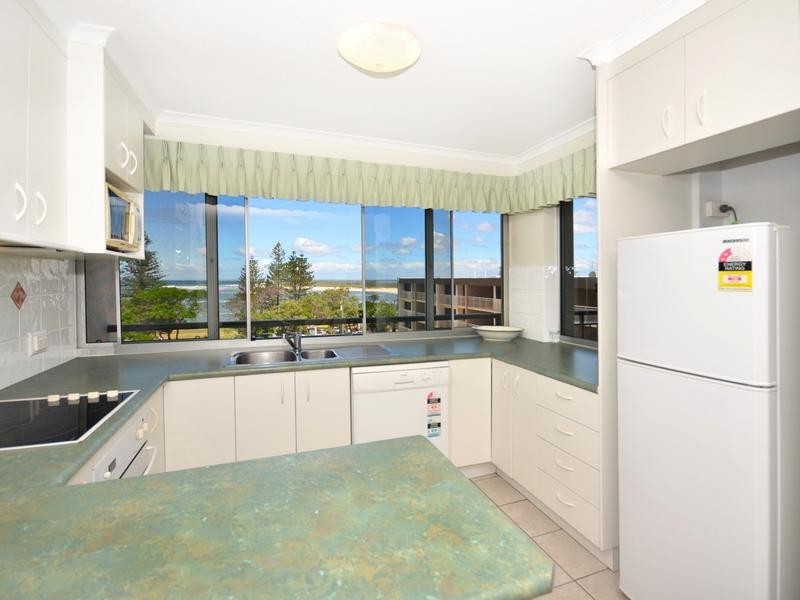 210/ 2 Knox Avenue, Caloundra QLD 4551