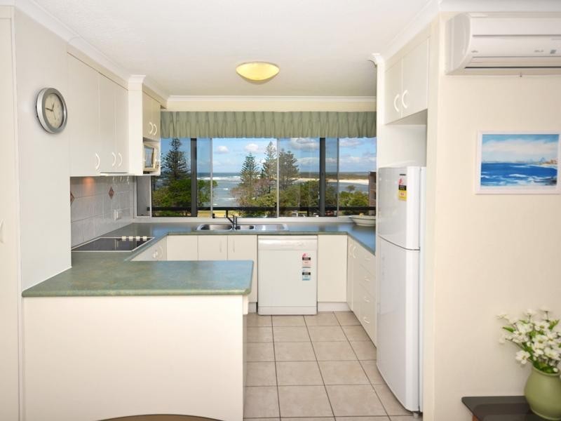 210/ 2 Knox Avenue, Caloundra QLD 4551