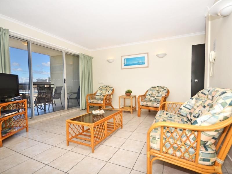 210/ 2 Knox Avenue, Caloundra QLD 4551