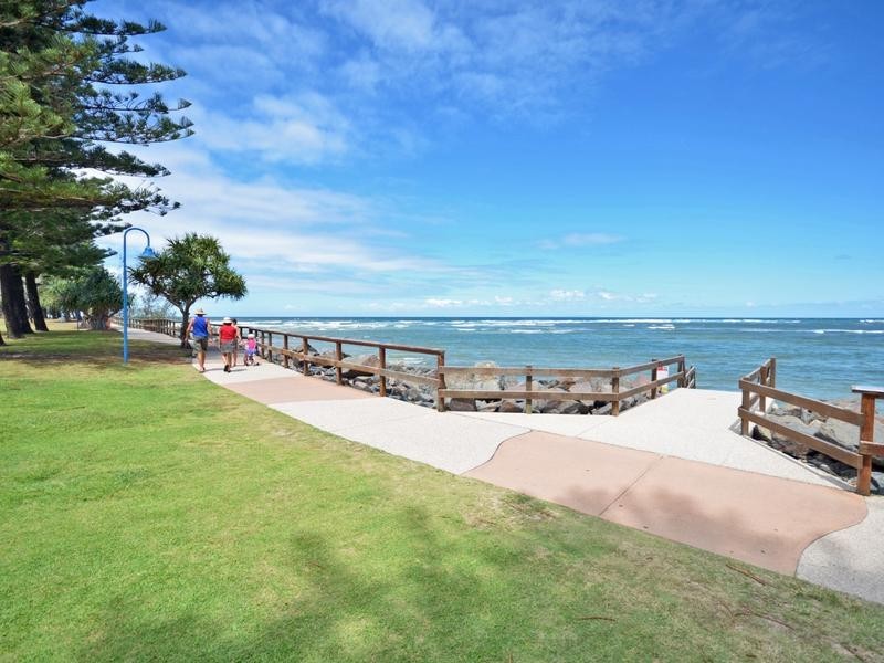 210/ 2 Knox Avenue, Caloundra QLD 4551