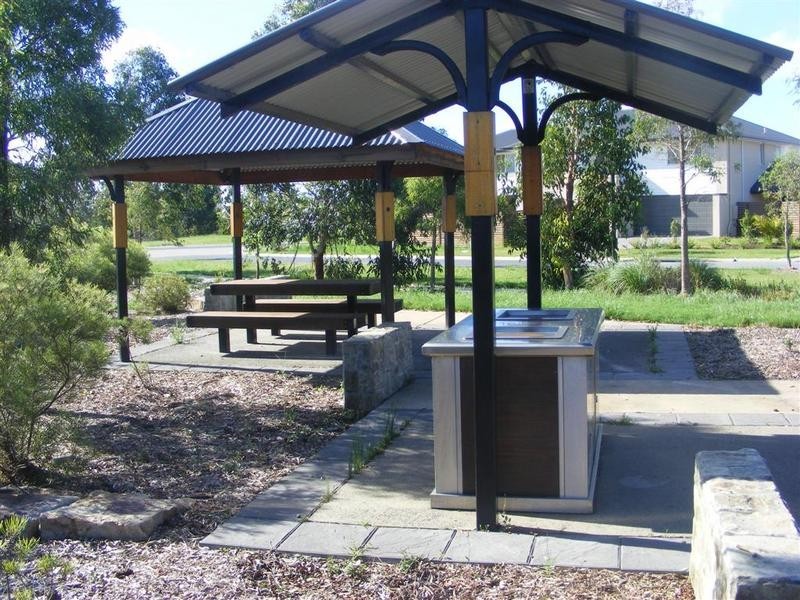 Little Mountain QLD 4551